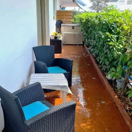 Avec Terrasse, Piscine Et Garage A 400m Antibes